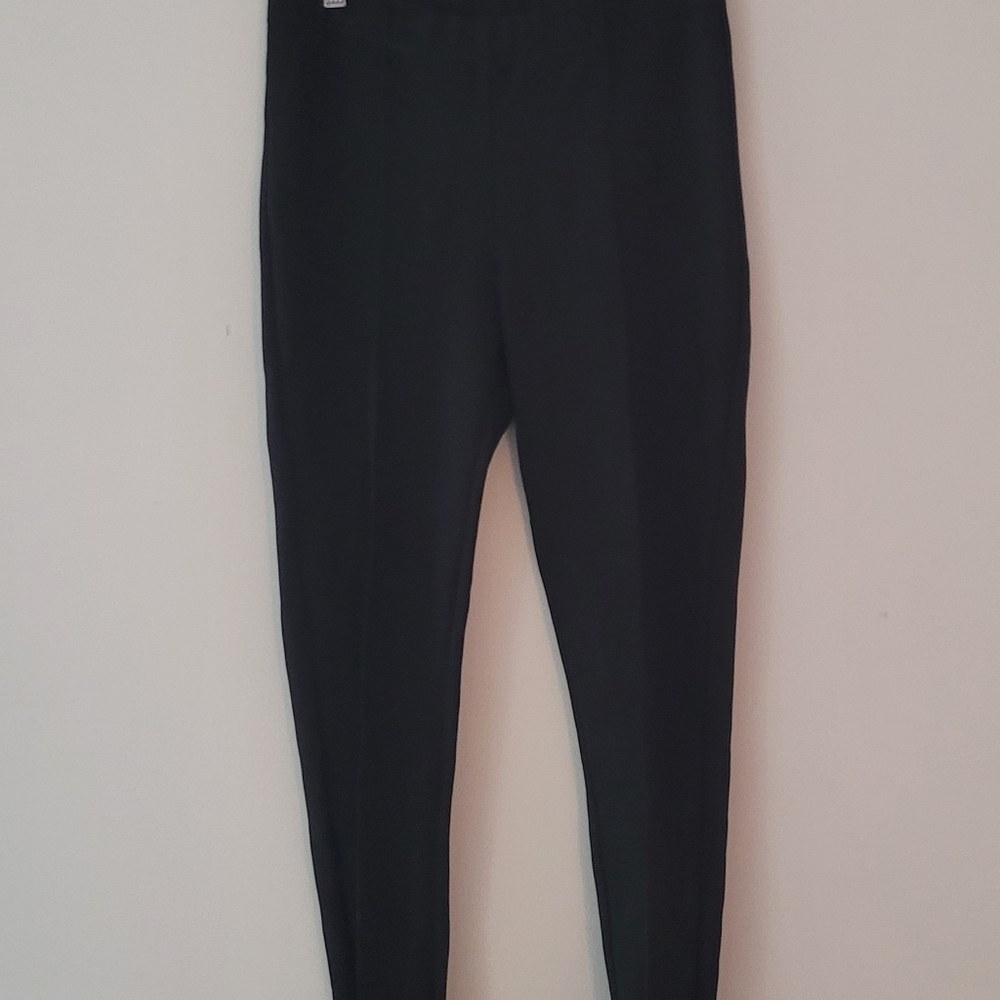 Lilly Pulitzer black leggings